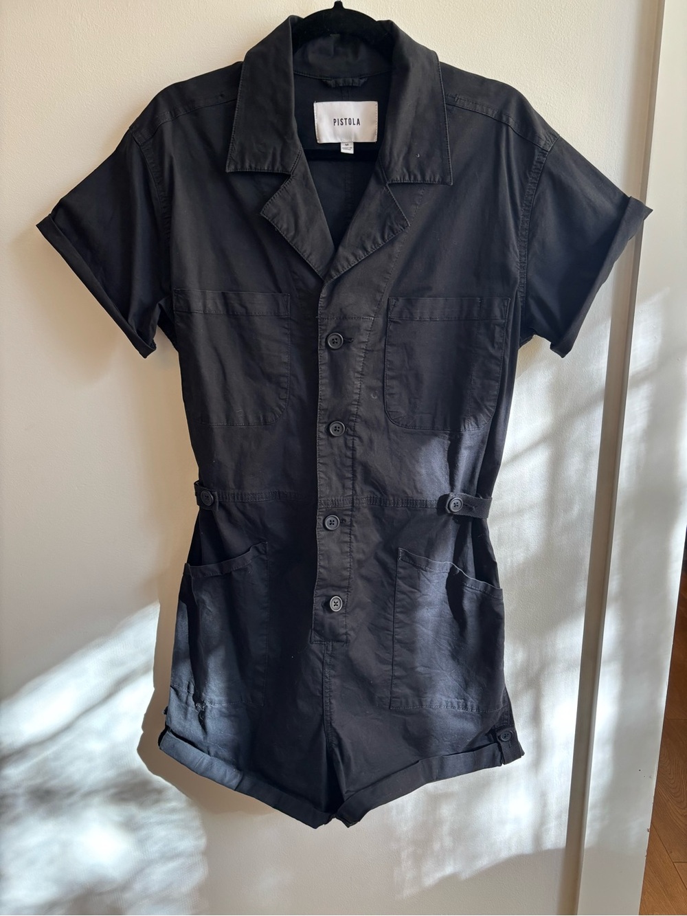 Pistola Black Romper